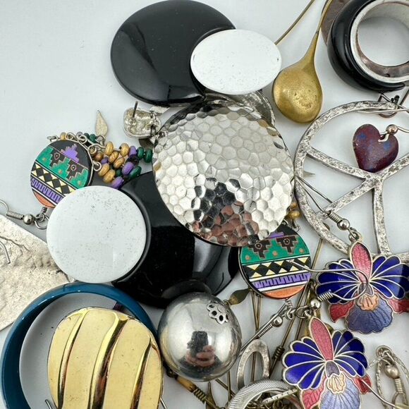 Bundle lot of Earring Sets - Picture 5 of 6